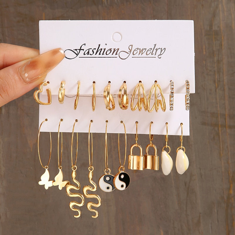 17KM Butterfly Twist Hoop Earrings Set Heart Hollow Dangle Earrings for Women Metal Gold Color Stud Earrings