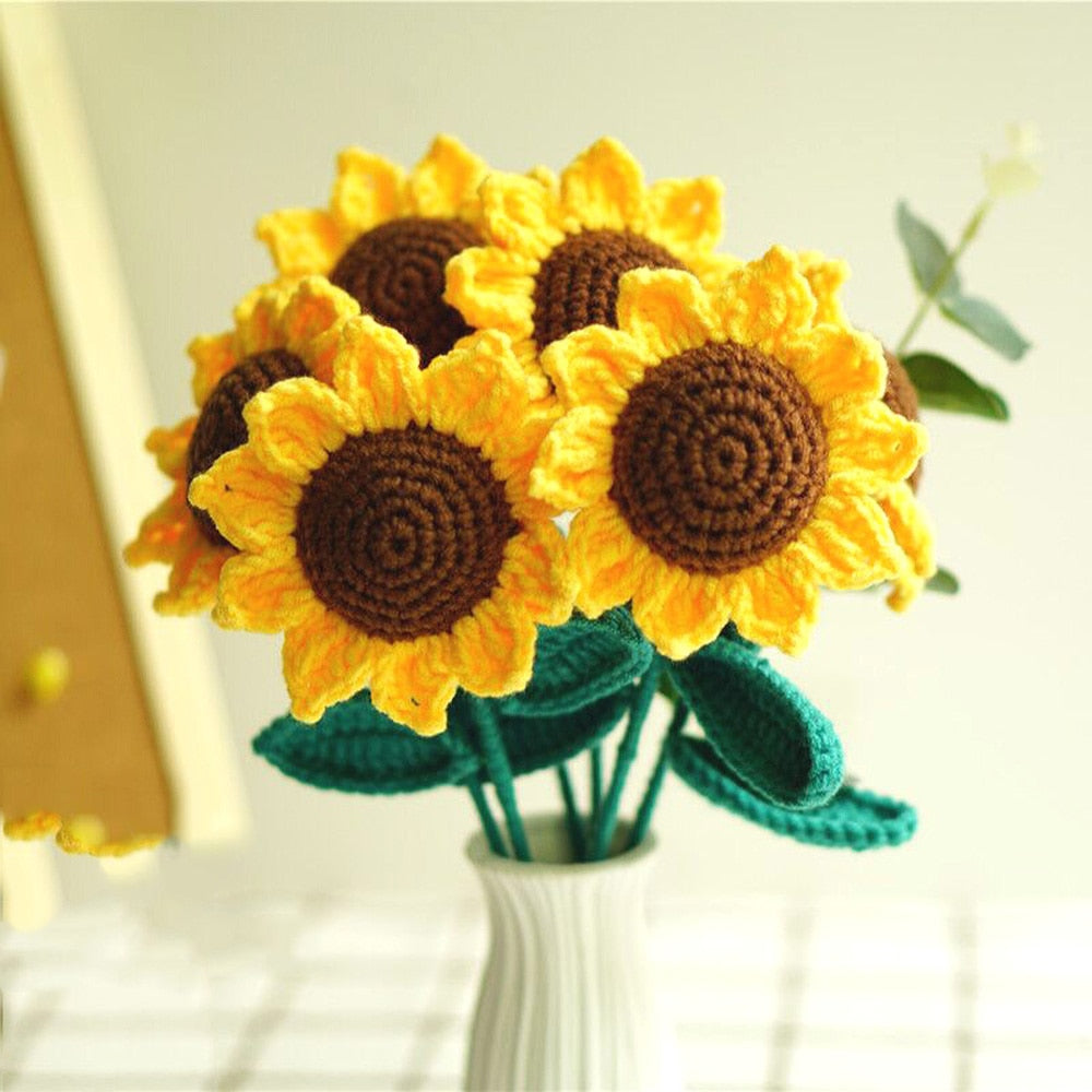 Hand-Knitted Rose Bouquet Homemade Crochet Finished Knitted Flower Sunflower Daisy Tulip Gift