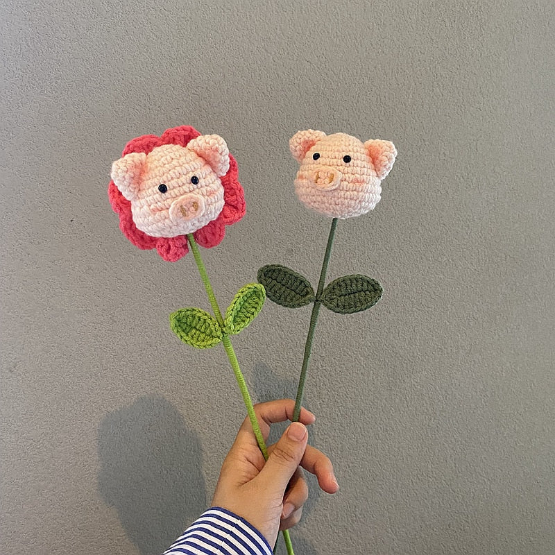 Hand-knitted Pig Crochet Flowers Bouquet Kawaii Animal Shape Artificial Flower Finished Homemade Home Decor Kids Gifts