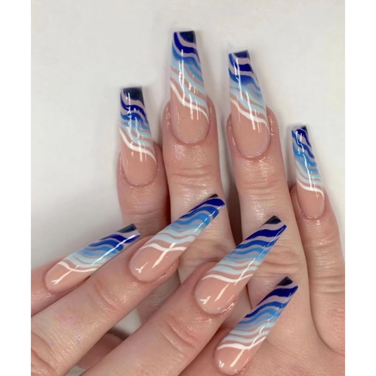 24pcs/Box Glitter Coffin False Nails Pink/White Heart Design French Ballerina Fake Nails Full Cover Nail Tips Press On Nails