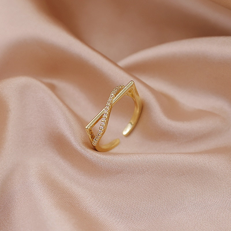 Luxury Gold Color Pearl Zircon Rings Vintage Sexy Open Joint Elegant