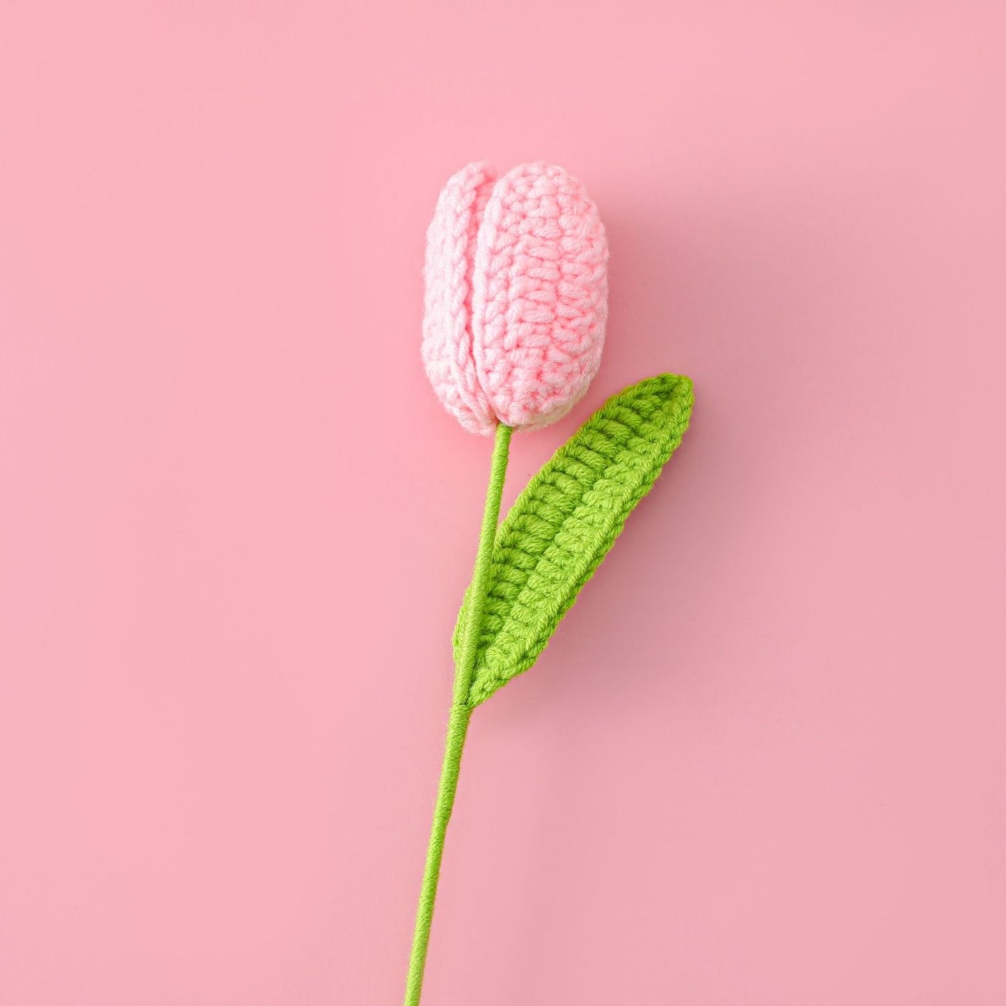 Knit Flower Lily Tulips Fake Flowers Bouquet Decoration Hand-woven Home Decorate Creative Knitting Flowers