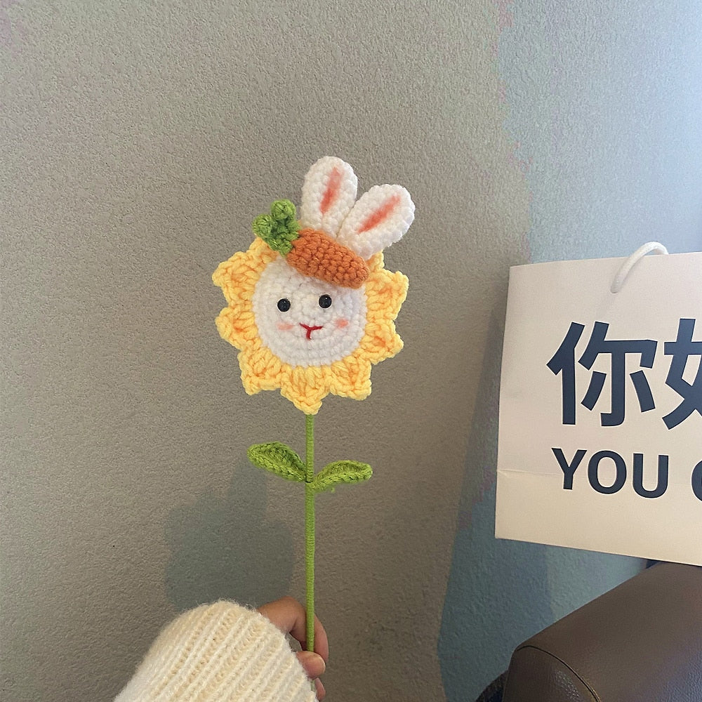 Hand-knitted Pig Crochet Flowers Bouquet Kawaii Animal Shape Artificial Flower Finished Homemade Home Decor Kids Gifts