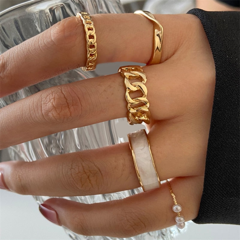Vintage Boho Crystal Butterfly Flower Rings Set For Women Elegant Geometric Leaf Chain Tassel Knuckle Finger Rings Party Jewelry