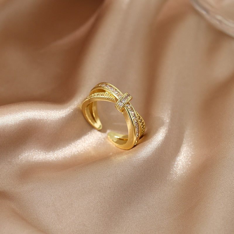 Luxury Gold Color Pearl Zircon Rings Vintage Sexy Open Joint Elegant