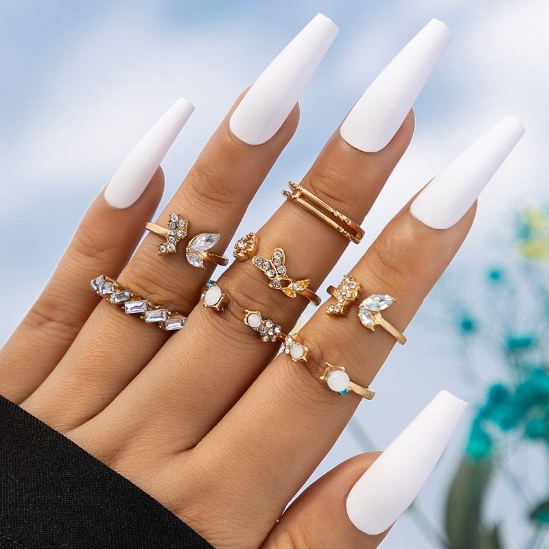 Vintage Boho Crystal Butterfly Flower Rings Set For Women Elegant Geometric Leaf Chain Tassel Knuckle Finger Rings Party Jewelry