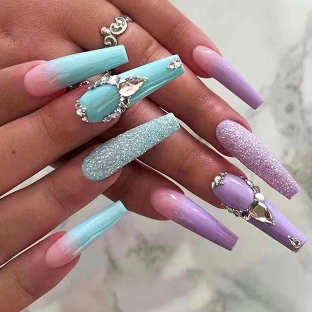 24pcs/Box Glitter Coffin False Nails Pink/White Heart Design French Ballerina Fake Nails Full Cover Nail Tips Press On Nails
