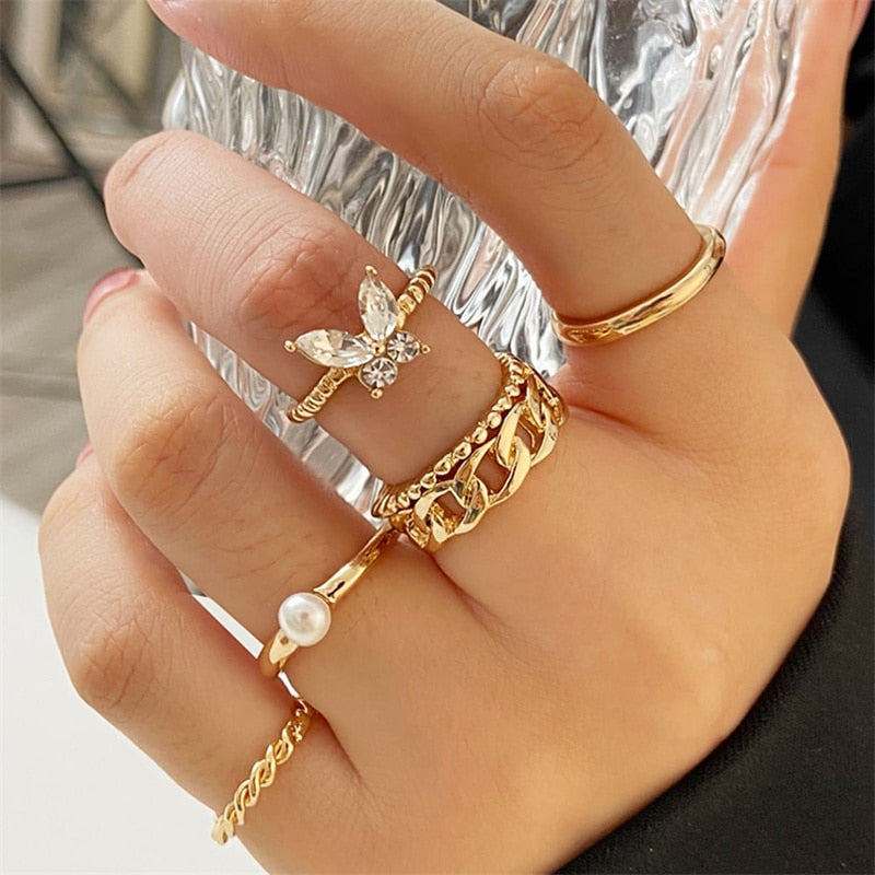 Vintage Boho Crystal Butterfly Flower Rings Set For Women Elegant Geometric Leaf Chain Tassel Knuckle Finger Rings Party Jewelry