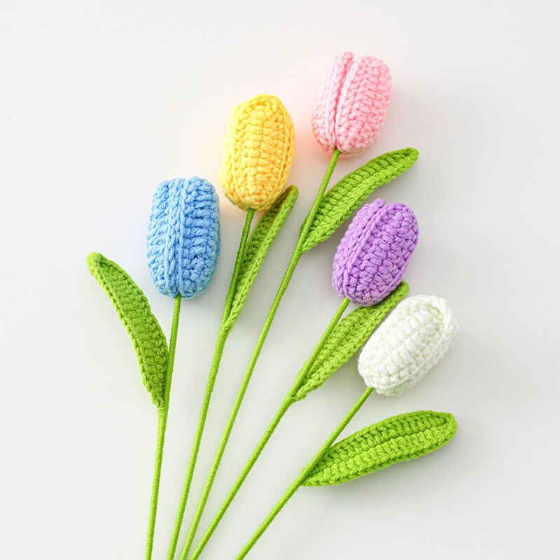 Knit Flower Lily Tulips Fake Flowers Bouquet Decoration Hand-woven Home Decorate Creative Knitting Flowers