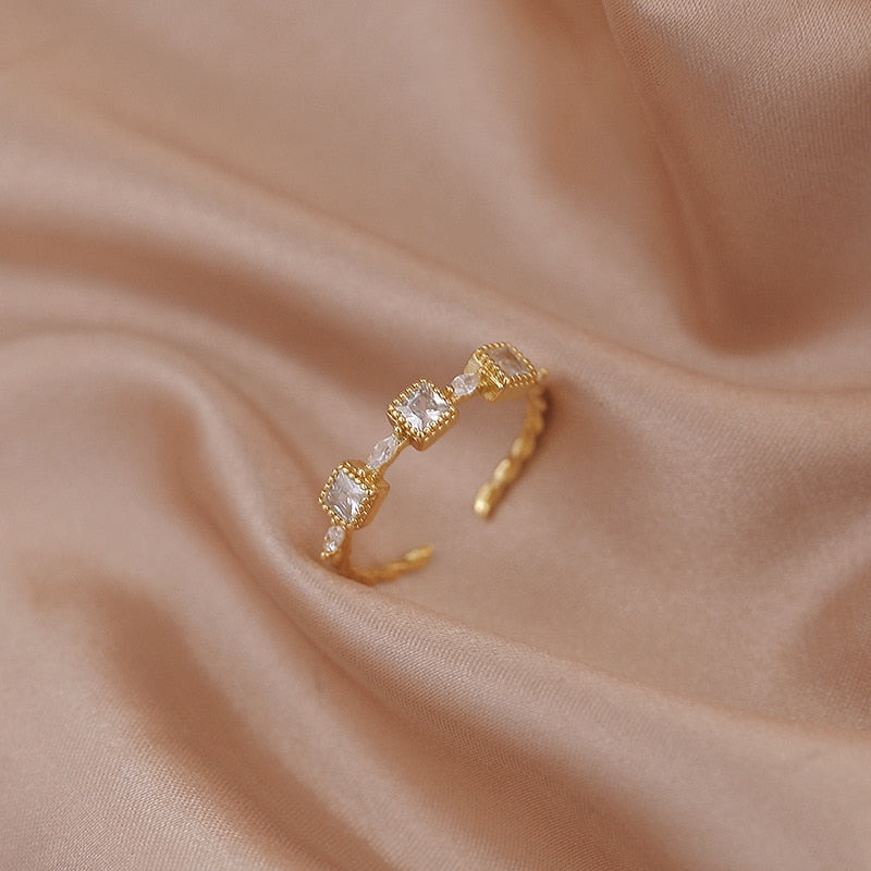 Luxury Gold Color Pearl Zircon Rings Vintage Sexy Open Joint Elegant