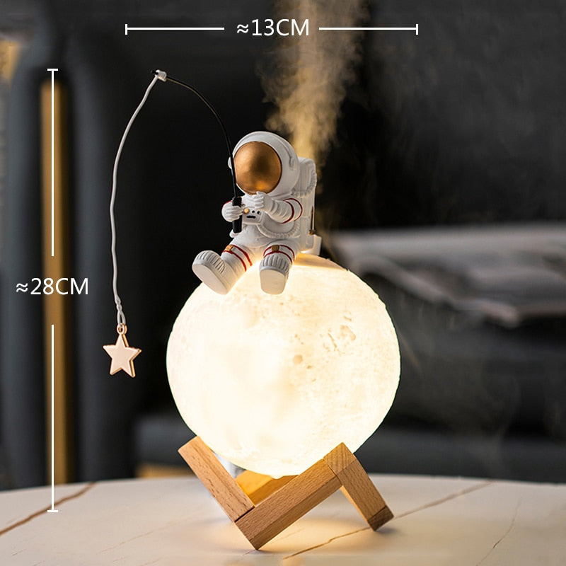 Astronaut Figurines Home Decoration Resin Space Man Miniature Night Light Humidifier Cold Fog Machine Accessories