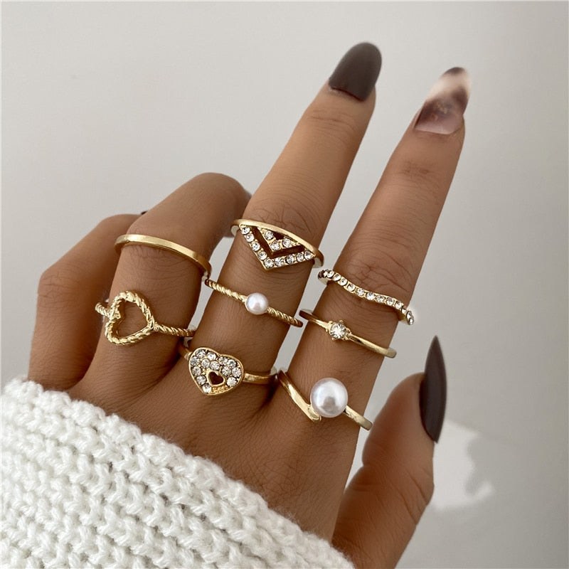Boho Gold Color 22pcs Heart Rings Set For Women Vintage Geometric Cross Pearl Butterfly Finger Ring Women Jewelry