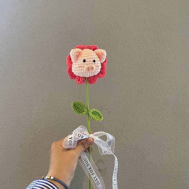 Hand-knitted Pig Crochet Flowers Bouquet Kawaii Animal Shape Artificial Flower Finished Homemade Home Decor Kids Gifts