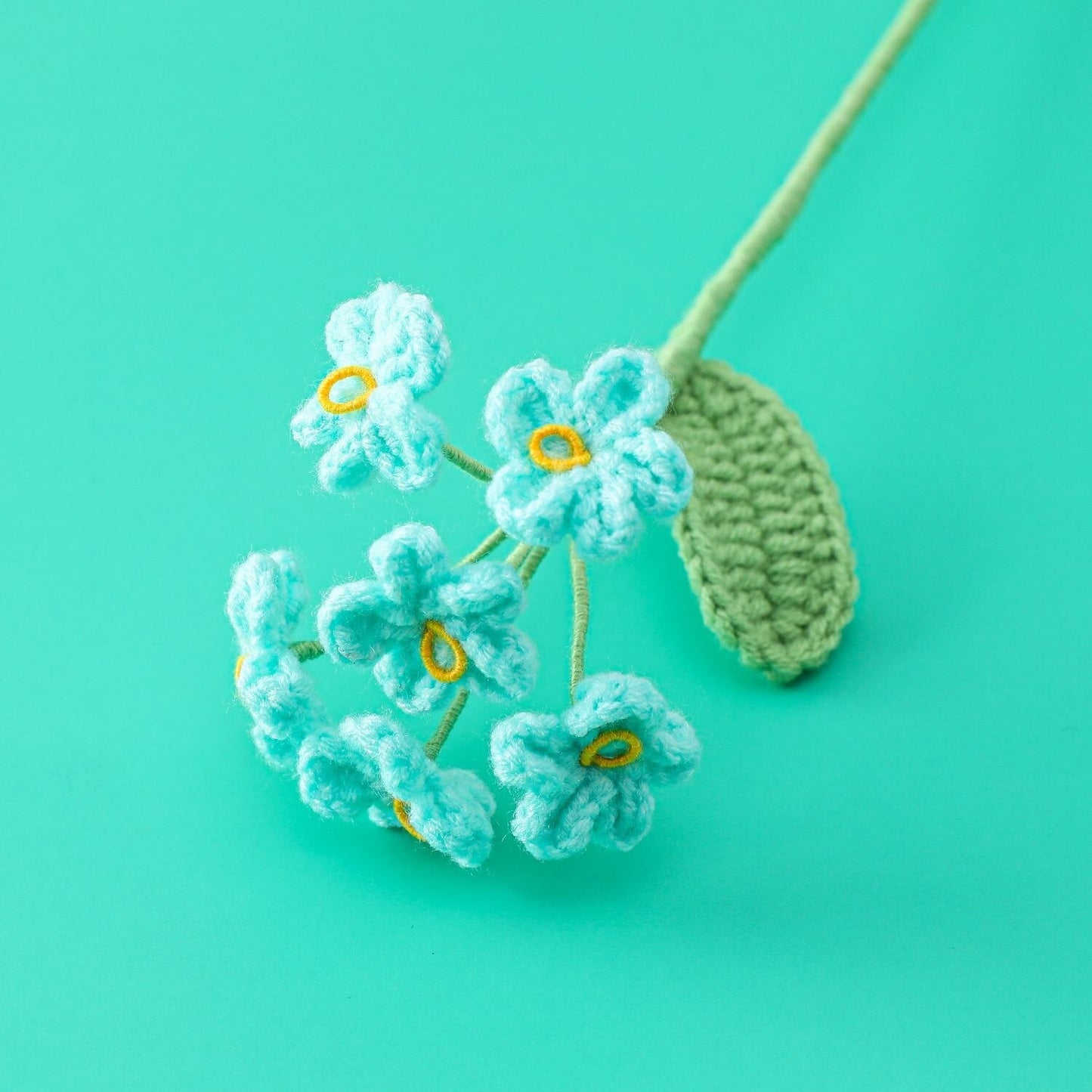 Knit Flower Lily Tulips Fake Flowers Bouquet Decoration Hand-woven Home Decorate Creative Knitting Flowers