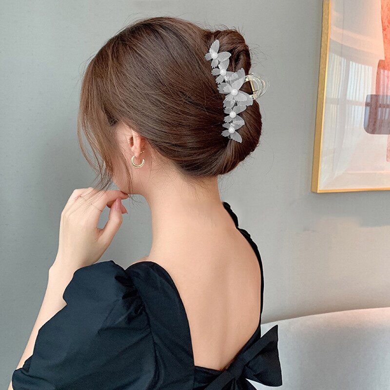 Chic Pearls Hair Claws Elegant Handmade Butterfly Hair Clips Temperament Hairpins Crab Headwear